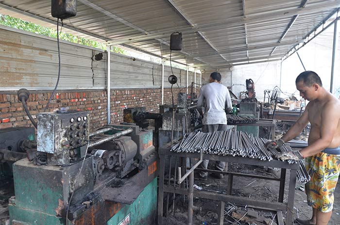 電纜軸螺絲桿生產細節圖